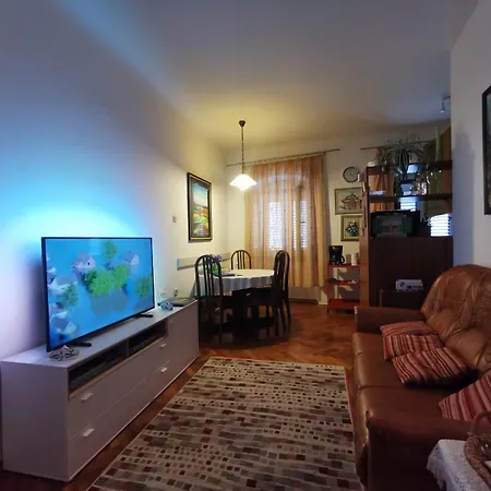 Viva Korzo Apartment *